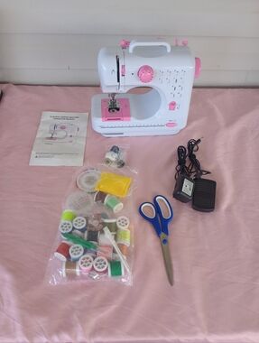 Electric Sewing Machine Portable Crafting Mending Machine 12 Built-In Stitches